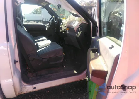 2016 Ford F-350 Xl из США, поврежденный, VIN 1FTBF3A64GEC07144